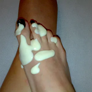 Pudding on the feets gallery image