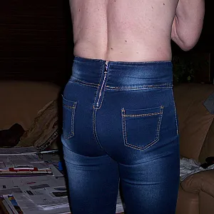 jeanspants gallery image