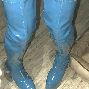 blue lacque overknees gallery image