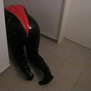 Petplay in latex suit ... gallery image