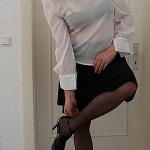 crossdressing in black and white gallery image