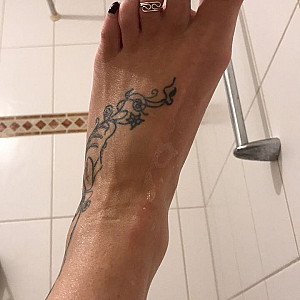 foot fetish gallery image