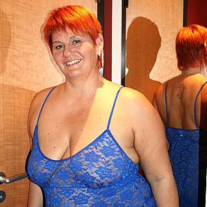 Posing in Blue ... gallery image