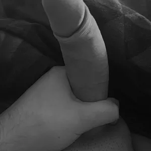 happy end in black and white gallery image