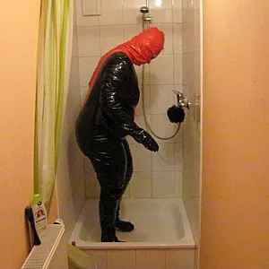 Strafe - Kalte Dusche Galeriebild
