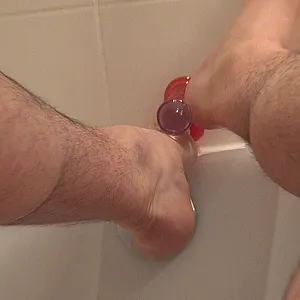 Feets gallery image