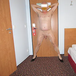 Sklave im Hotelzimmer 32 Galeriebild