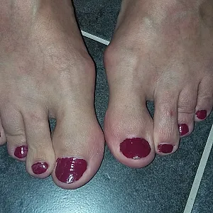 colored nails gallery image