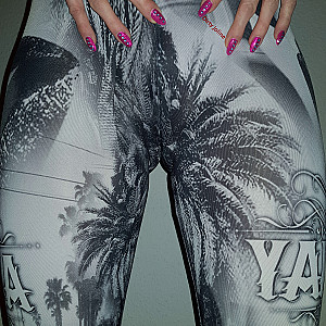 leggins gallery image