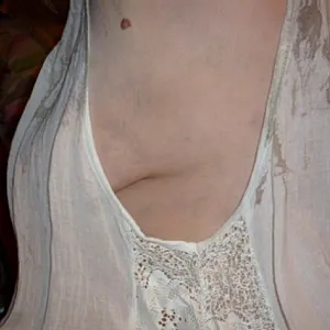 Sommerparty Outfit Galeriebild