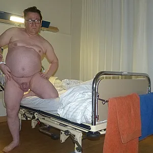3 Nackt im Krankenhaus von 55Paul55 Galeriebild