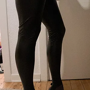 Geil in Wetlook-Leggings Galeriebild