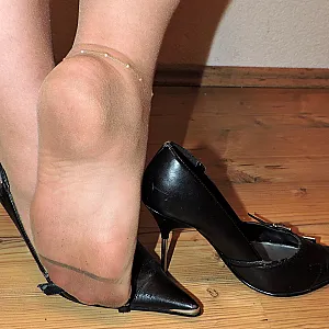 Fotze und Titten in durschgeschwitzten Nylons Galeriebild