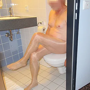 slave in the hotelroom 24 gallery image