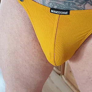 peeing in yellow gallery image