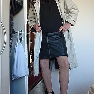 crossdressing gallery image
