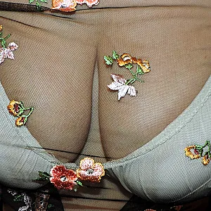 my shuiny top gallery image