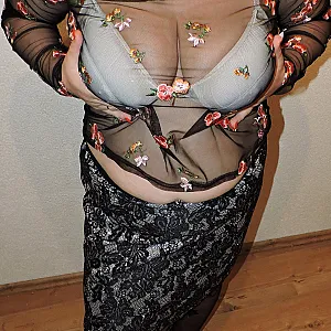 my shuiny top gallery image