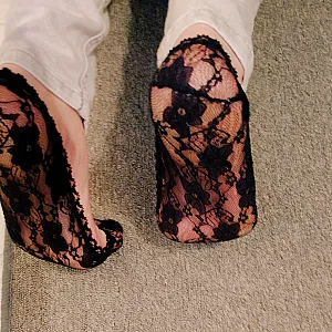 nylons feets gallery image