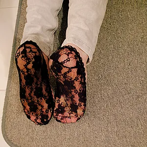 nylons feets gallery image
