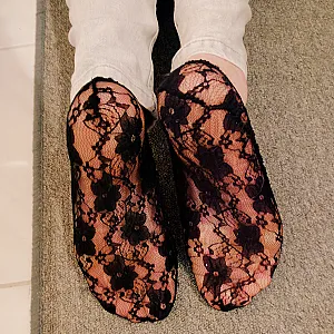 nylons feets gallery image