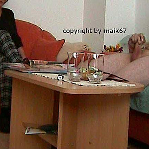 CFNM Clothed Female-Naked Male ;-)) Galeriebild