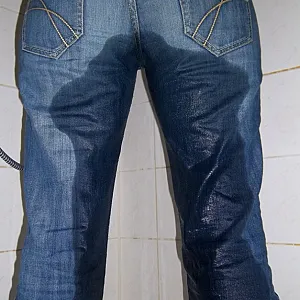 Pee gallery image