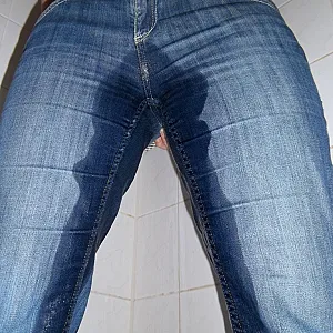 Pee gallery image