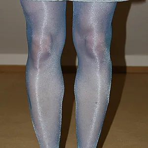 Blaues Outfit Galeriebild