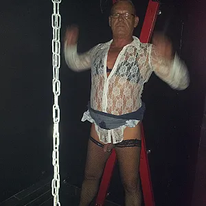 in the pmt gallery image