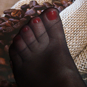 feets gallery image