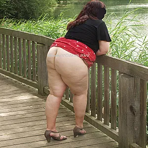 outdoors (8) gallery image