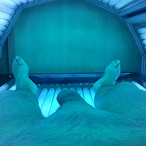 Das erste Bild von Rockme74's Galerie - Geil im Solarium