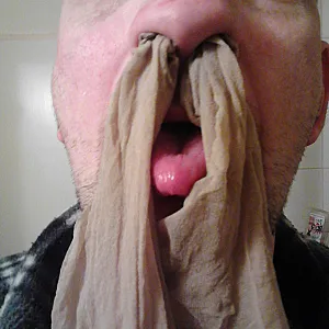 Ich rieche und schmecke getragene nylons Galeriebild
