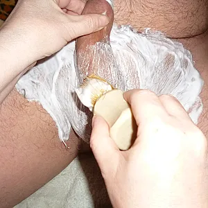 Shaving gallery image