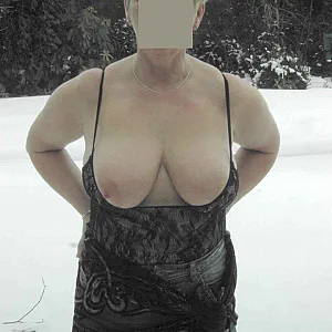 sexy dessous in the snow gallery image