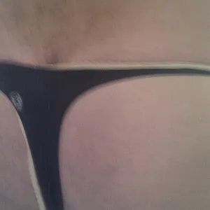 Ohh is this horny gallery image