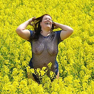 Striptease in the field gallery image