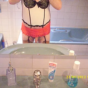 First image of dwtklariss's Gallery - New Pics