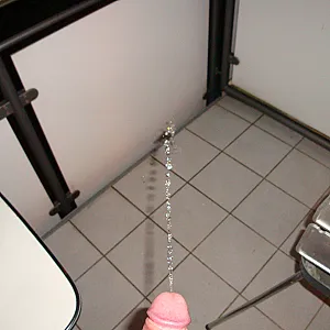 i love pee gallery image
