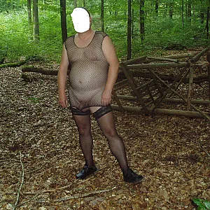 First image of DerLiebeFlip's Gallery - in the woods