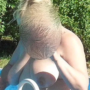 Boob alarm gallery image