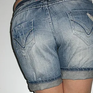Pants gallery image