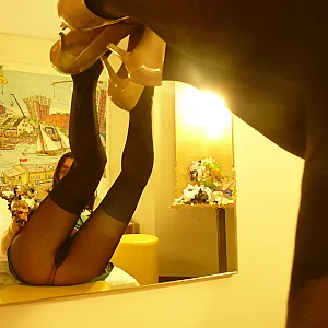 in motel 2. night part 2 gallery image