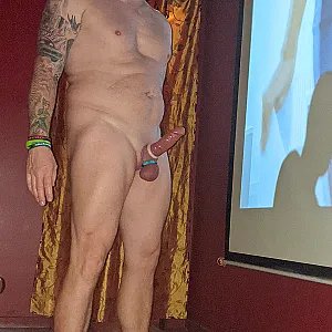 voyeur gallery image