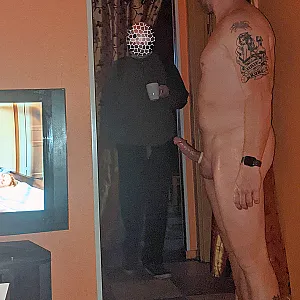 voyeur gallery image