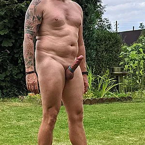 nudewalk and garden gallery image