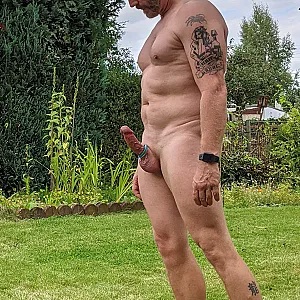 nudewalk and garden gallery image