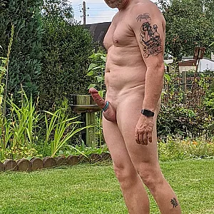 nudewalk and garden gallery image