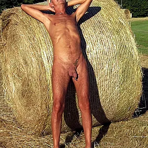 nude gallery image